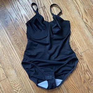 Vintage Vanity Fair size 34D Style 57-071 Nylon Stretch Bodysuit Satiny Teddy